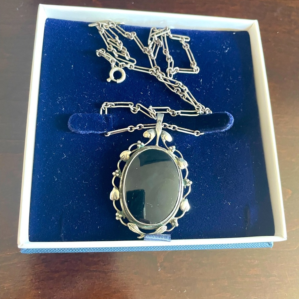 Beautiful Large Sterling 925 Leaf Vintage Necklace from 18th century